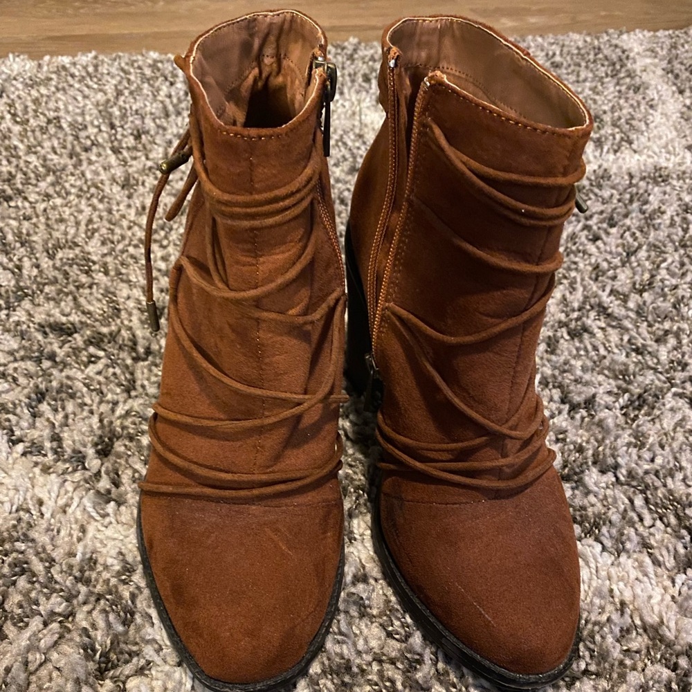 Heeled ankle booties